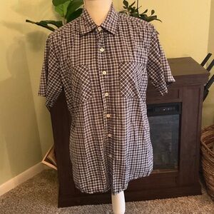 Carhartt Men’s Size Medium Button Down Short Sleeve Shirt
